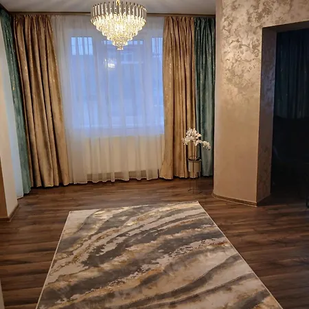 Golden Apartman *